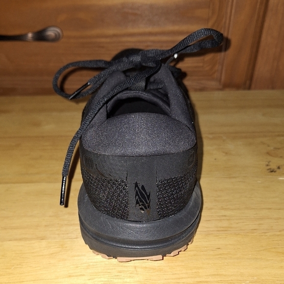 Brooks Revel 7 Men\'s Black Running Shoes In A Size 12.5D. New With A Flaw main image 15